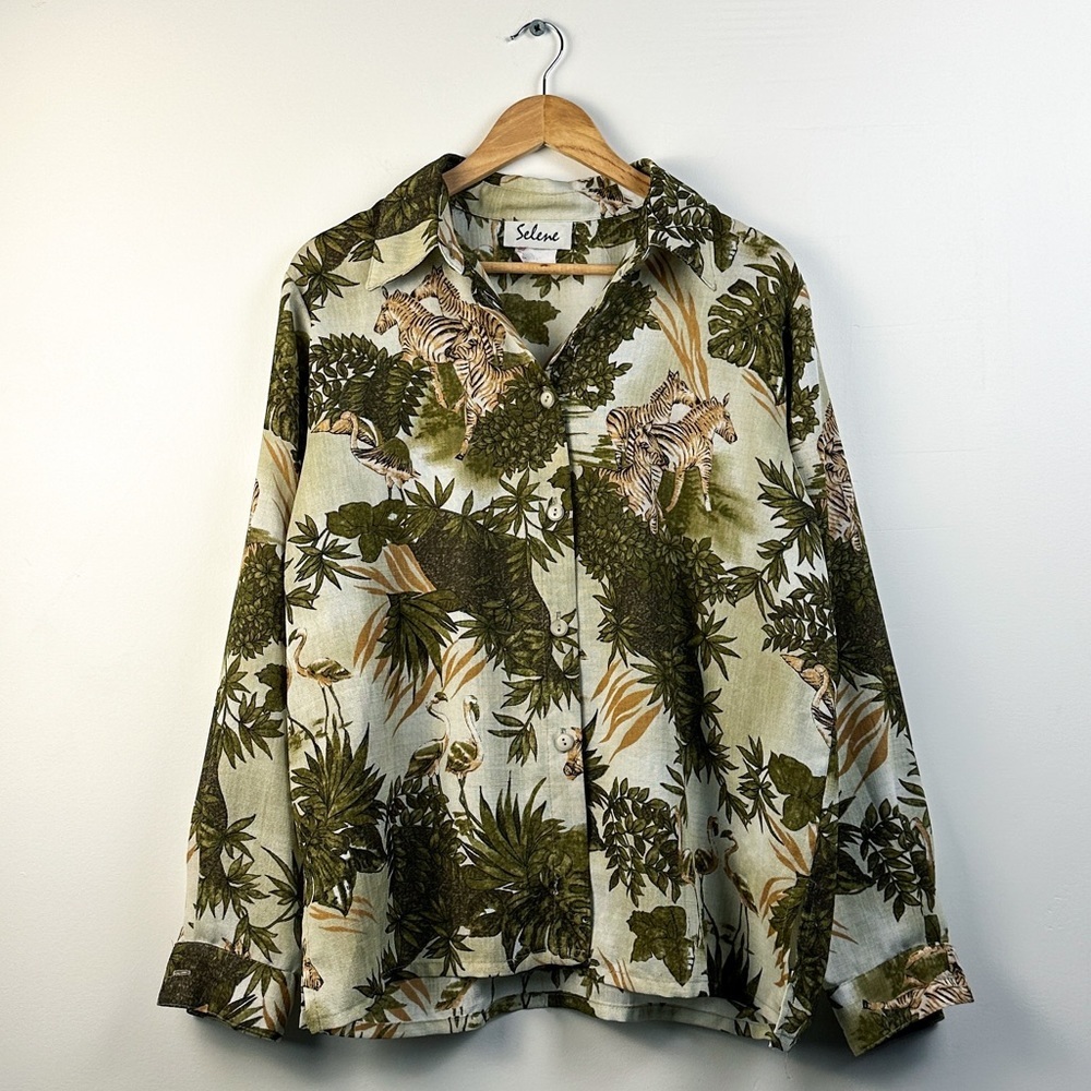 Vintage blouse - jungle/animal theme - relaxed fit 11/12